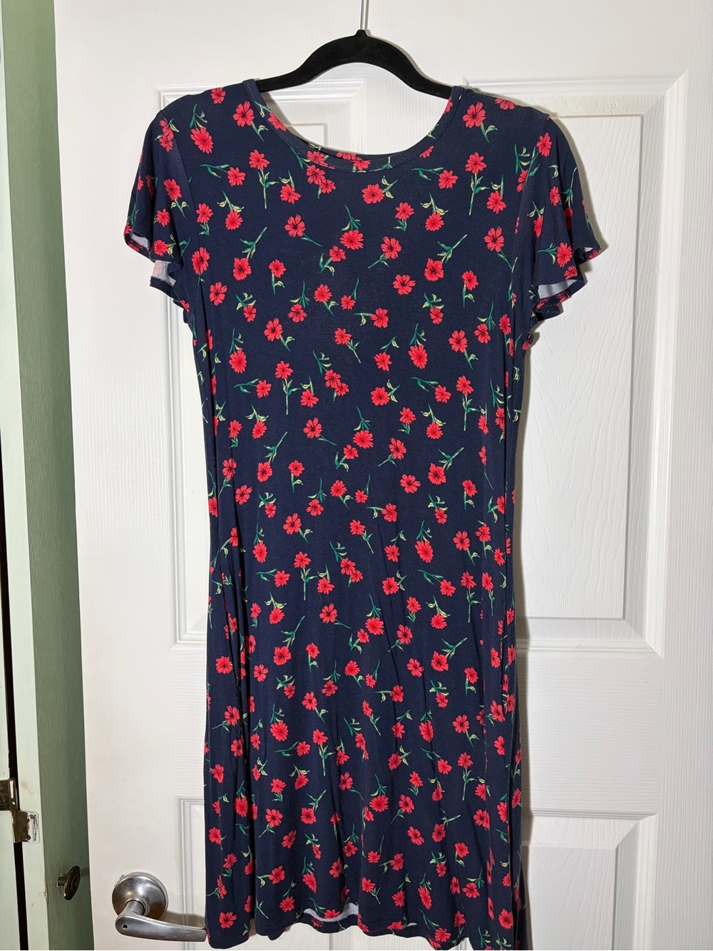 Navy Floral Short-Sleeve Shift Dress with Red Blooms